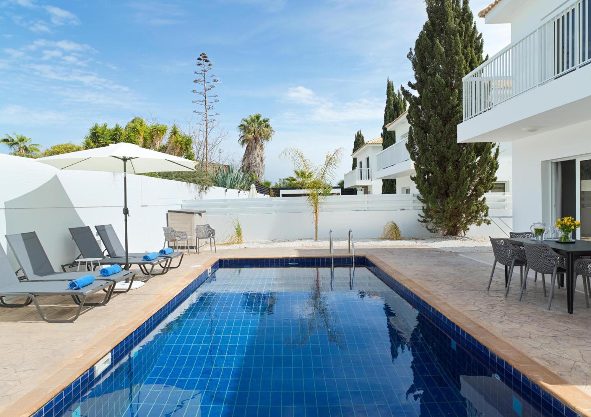 Luxvillasrentals ไอยานาปา ภายนอก รูปภาพ